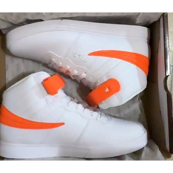 Fila Vulc 13 Color Pop NEW in box Kids Size 7 priced below MSRP!! - Picture 2 of 9